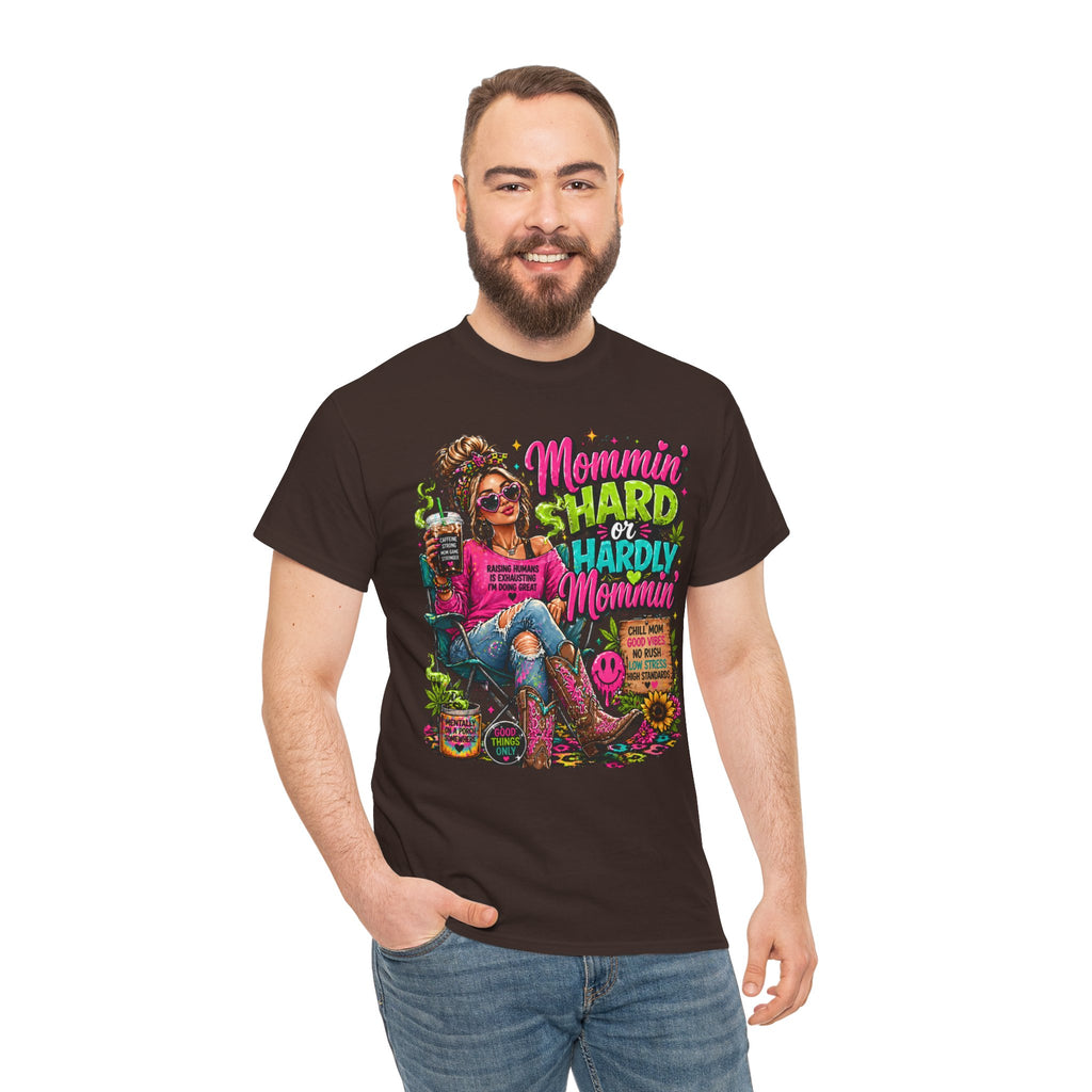 Mommin' Hard & Hardly Mommin' T-Shirt – Funny Mom Vacation Tee
