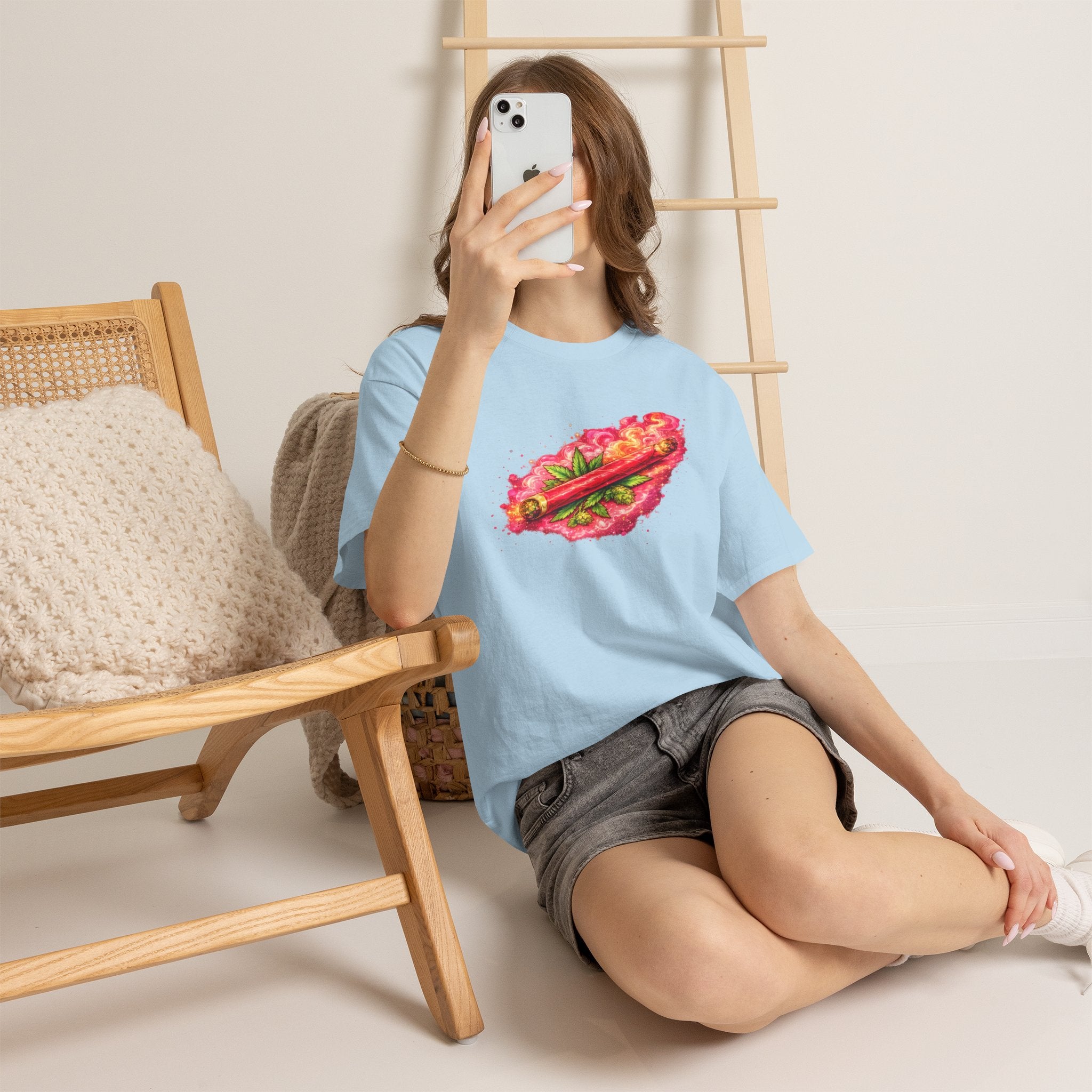 Spicy Cigar Verde Tee — Retro Chili & Cigar Graphic T-Shirt