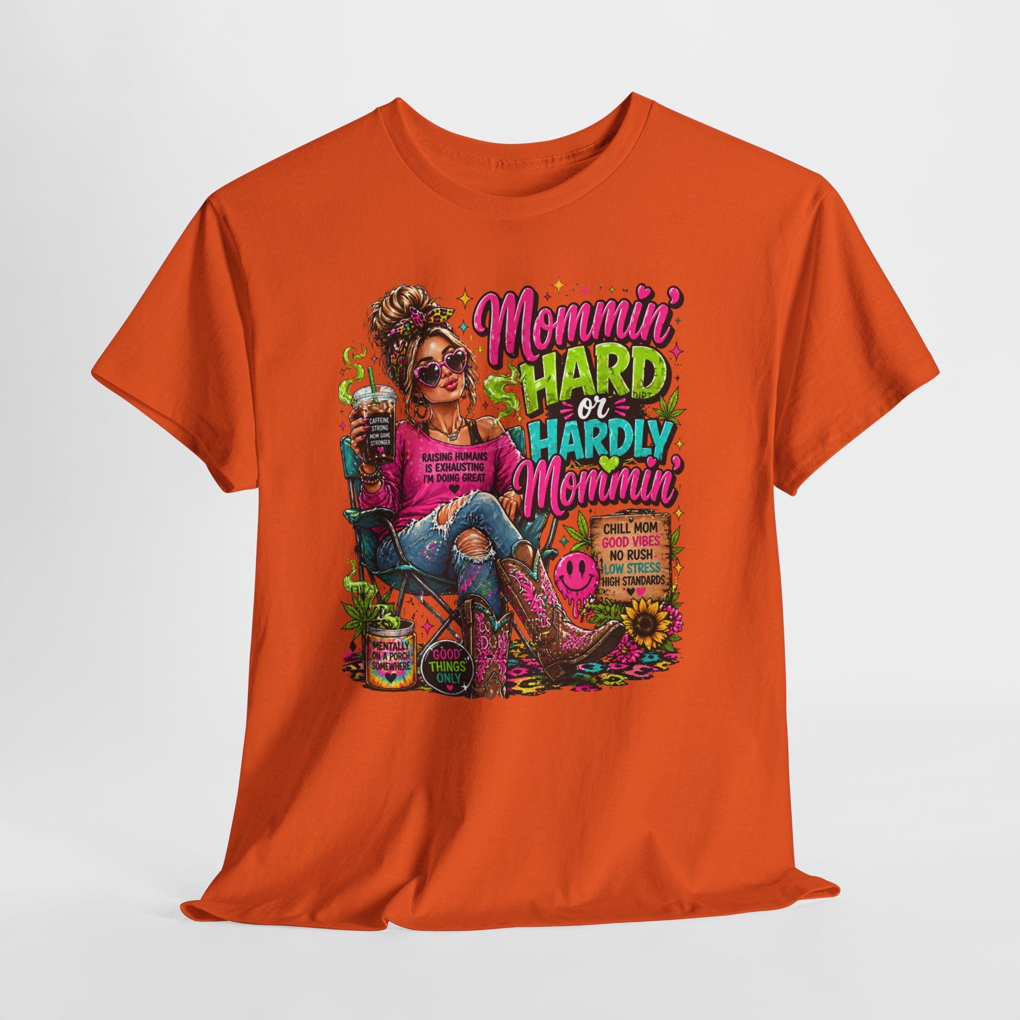 Mommin' Hard & Hardly Mommin' T-Shirt – Funny Mom Vacation Tee