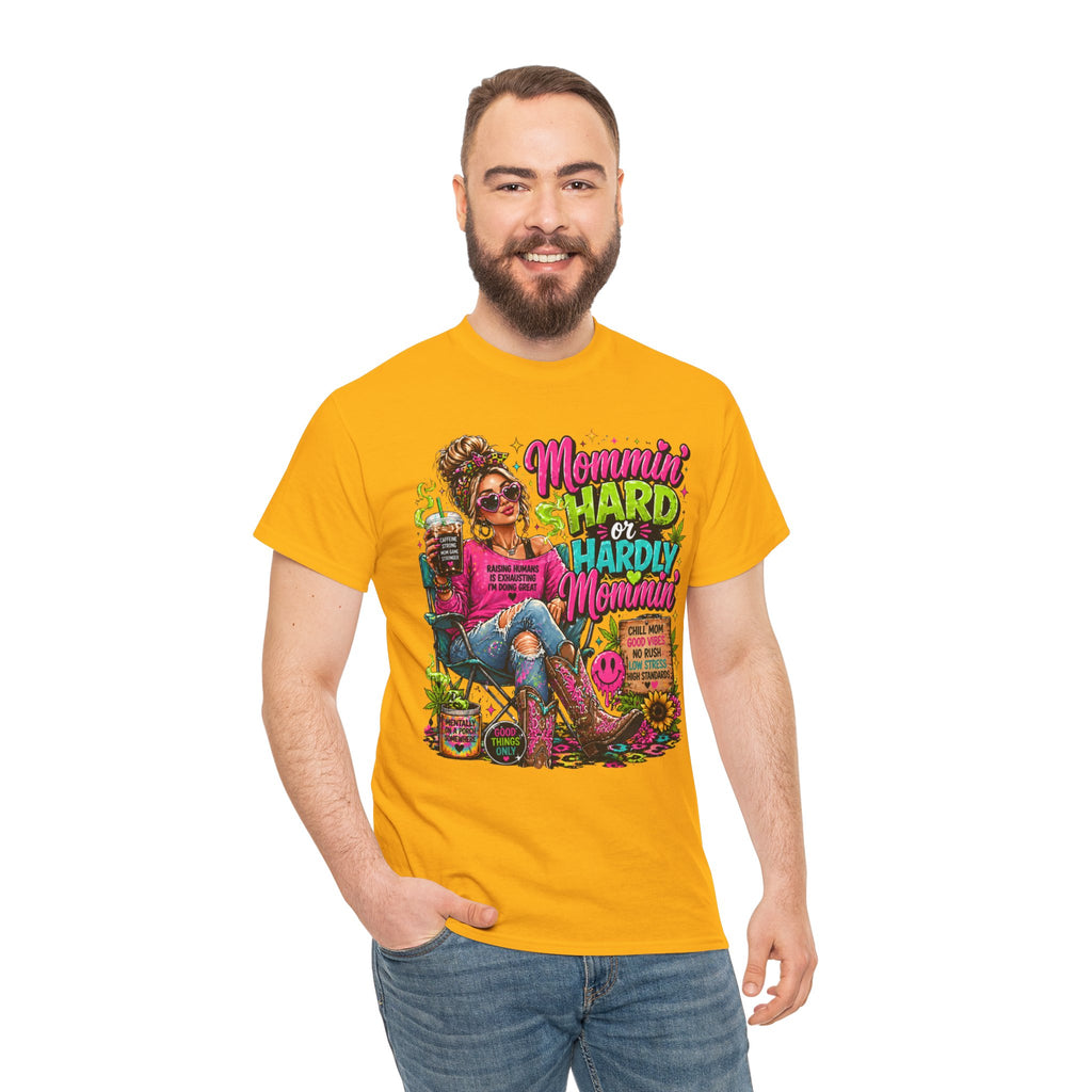 Mommin' Hard & Hardly Mommin' T-Shirt – Funny Mom Vacation Tee