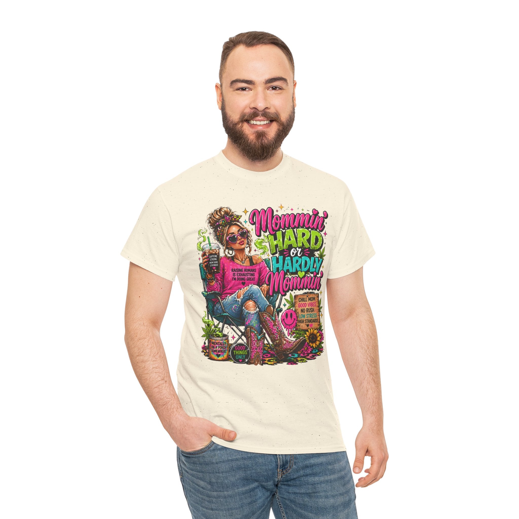 Mommin' Hard & Hardly Mommin' T-Shirt – Funny Mom Vacation Tee