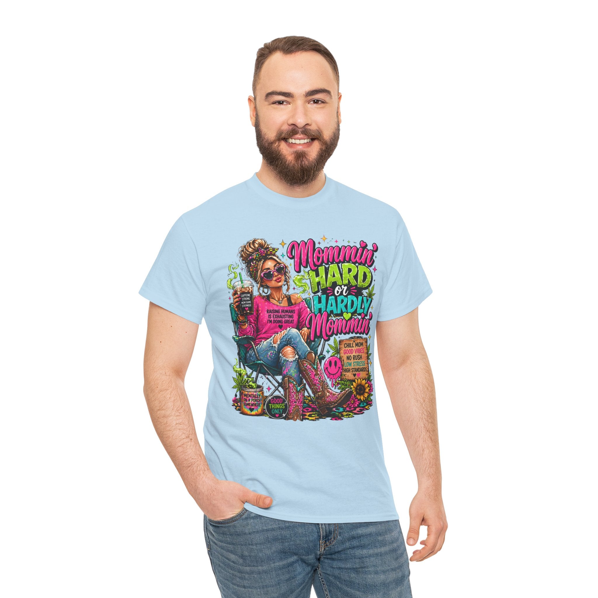 Mommin' Hard & Hardly Mommin' T-Shirt – Funny Mom Vacation Tee