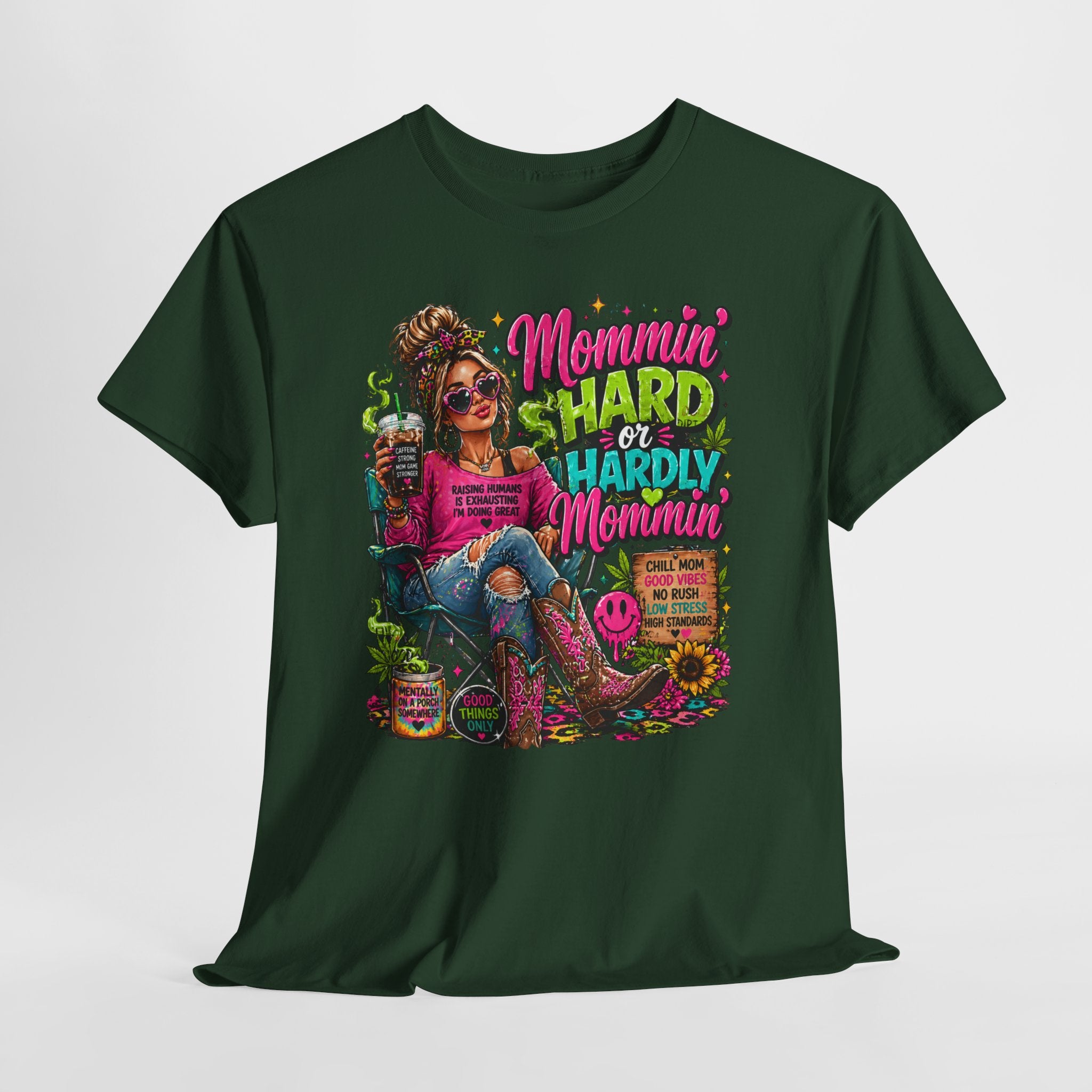 Mommin' Hard & Hardly Mommin' T-Shirt – Funny Mom Vacation Tee