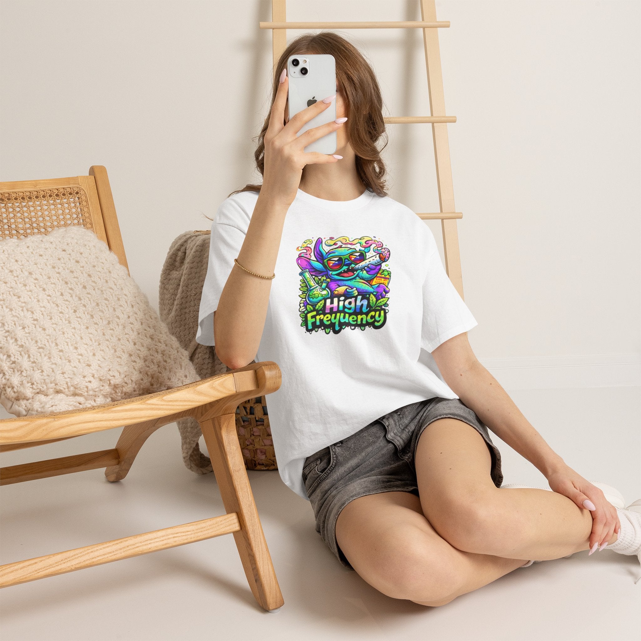 Psychedelic Cat 'High Frequency' Graphic Tee