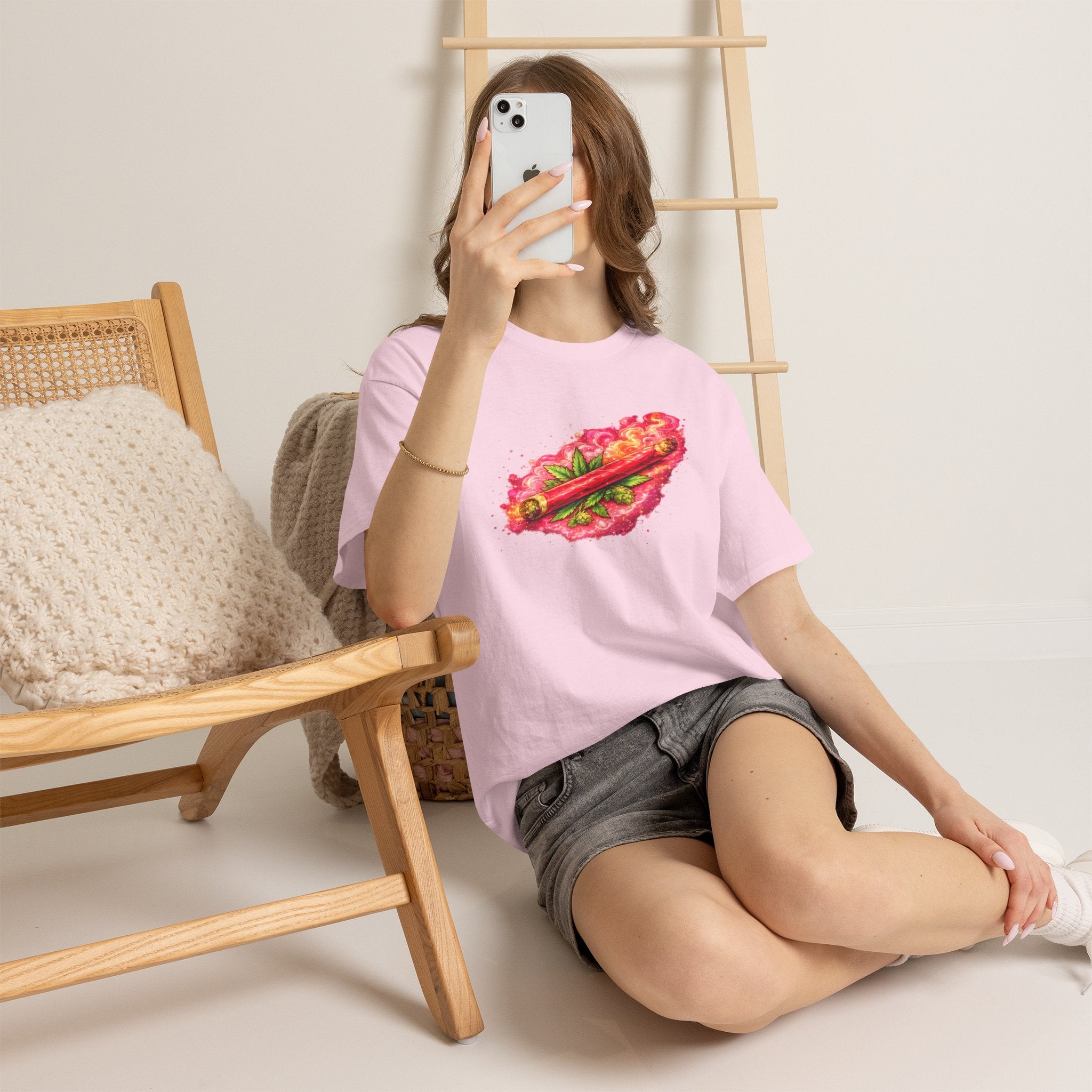 Spicy Cigar Verde Tee — Retro Chili & Cigar Graphic T-Shirt